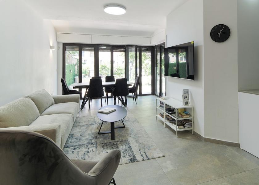  Jerusalem Living Area