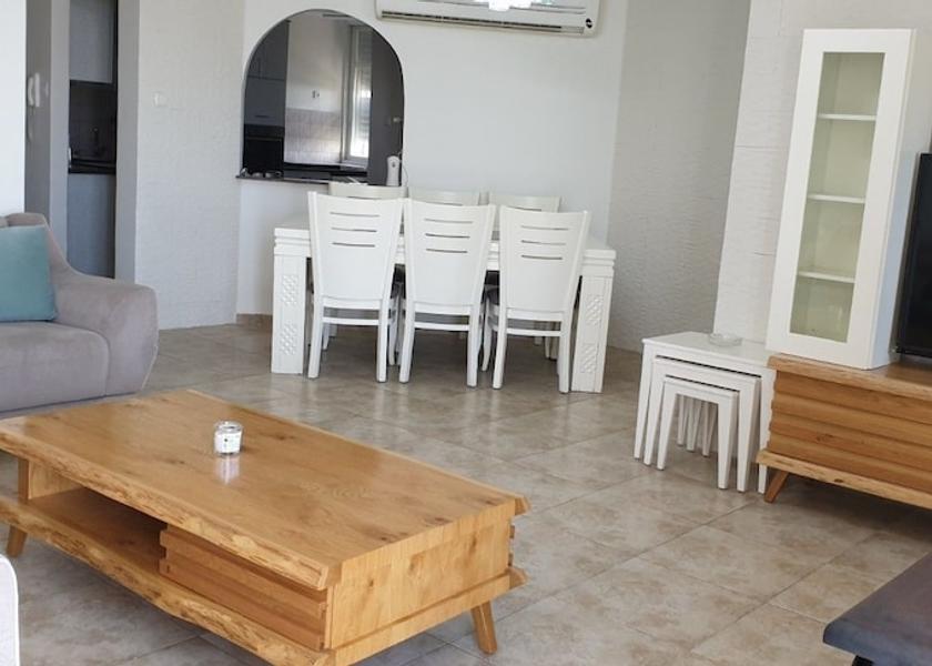  Acre Interior Entrance