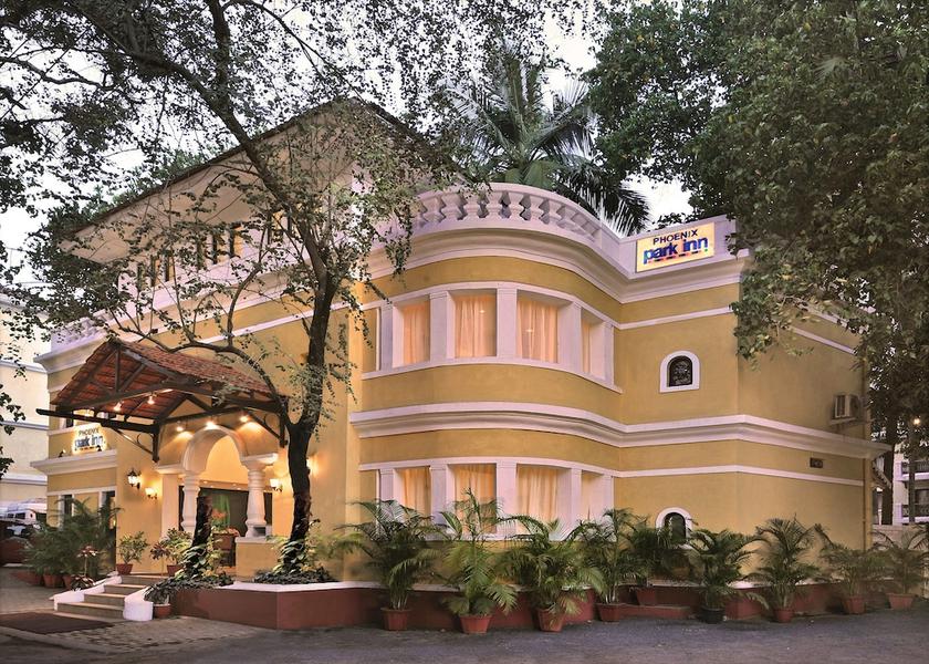 Goa Candolim Front of property