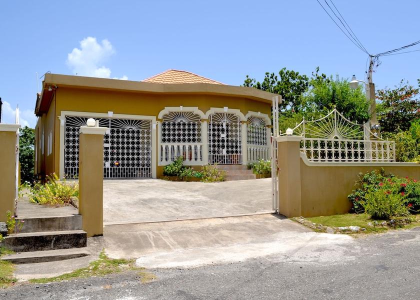  Port Antonio Exterior Detail