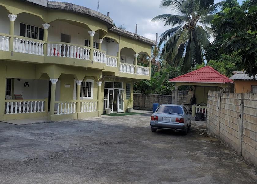 Portland Port Antonio Exterior