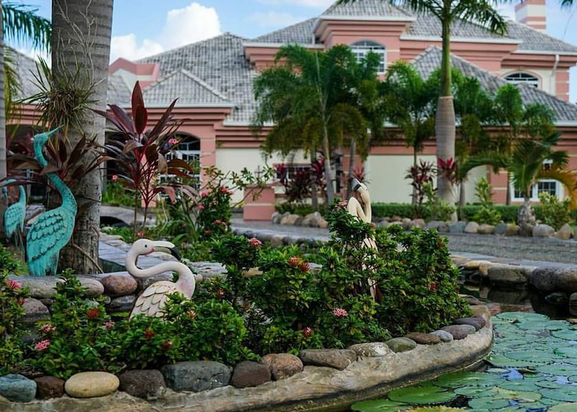 Saint James Ocho Rios Lake