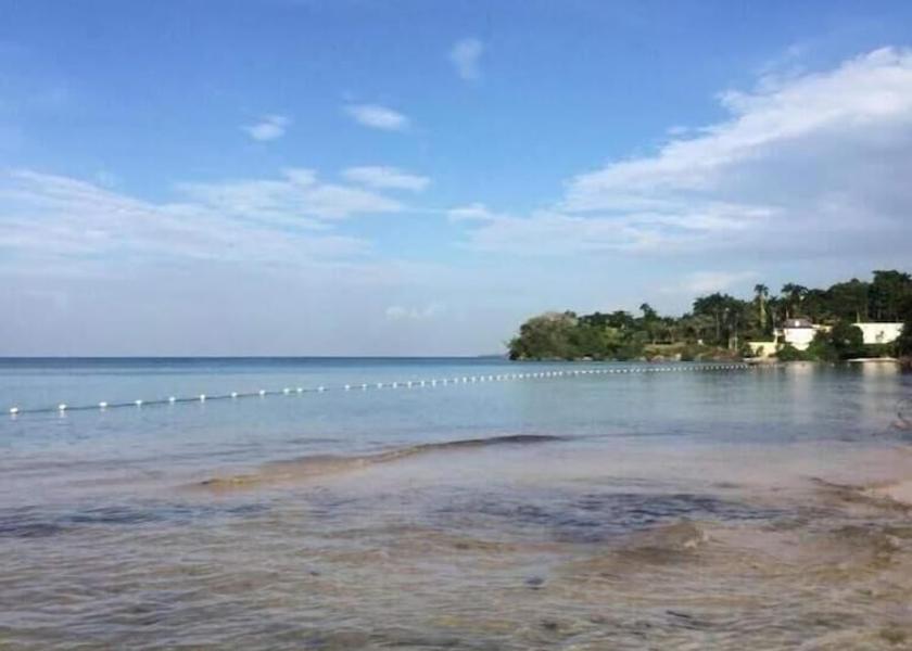 Saint James Ocho Rios Beach