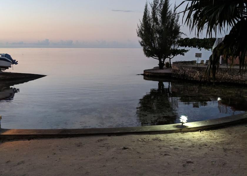 Saint James Ocho Rios Beach