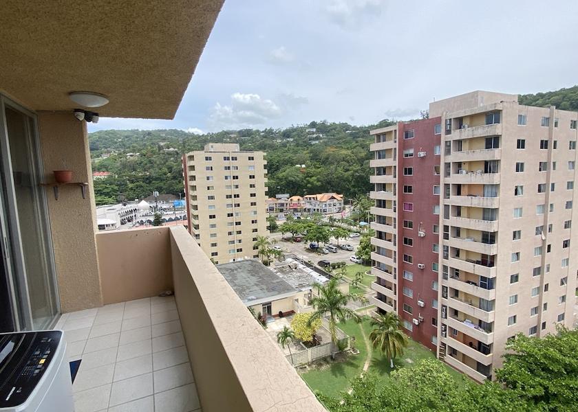 Saint James Ocho Rios Facade