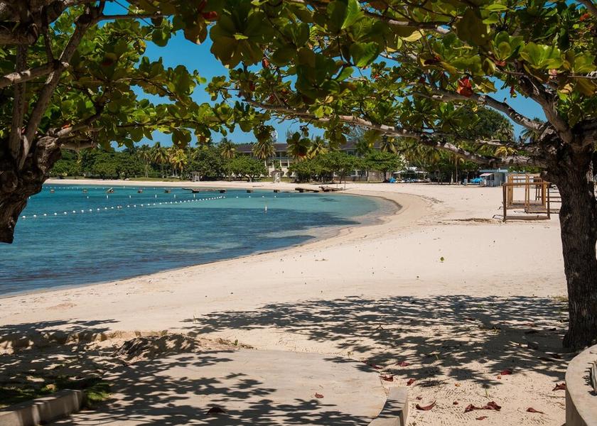 Saint James Ocho Rios Beach