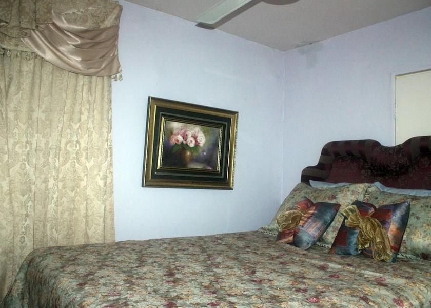 Saint Catherine Spanish Town Room