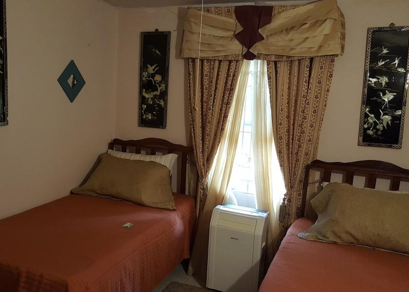 Saint Catherine Spanish Town Room