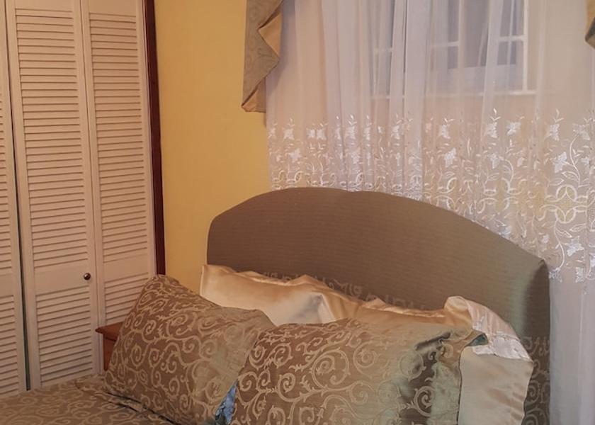 Saint Catherine Spanish Town Room