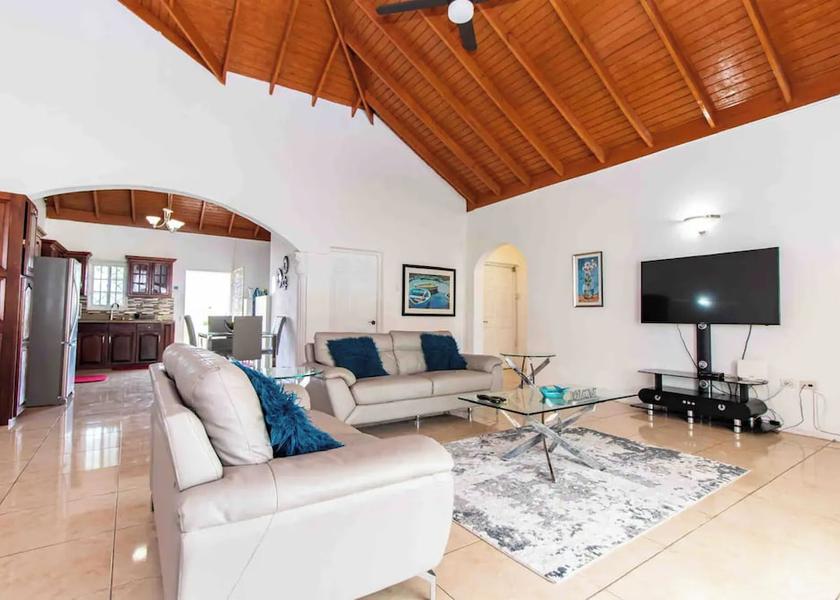 Saint James Runaway Bay Living Area