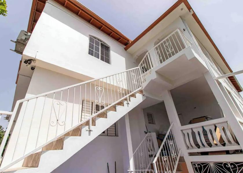 Saint James Runaway Bay Staircase