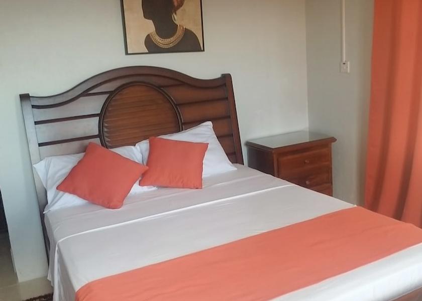 Saint James Runaway Bay Room