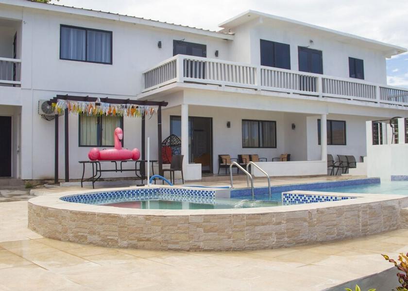 Saint James Runaway Bay Facade