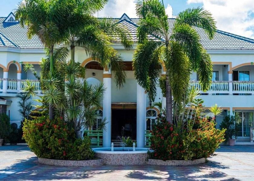 Saint Ann Runaway Bay Facade