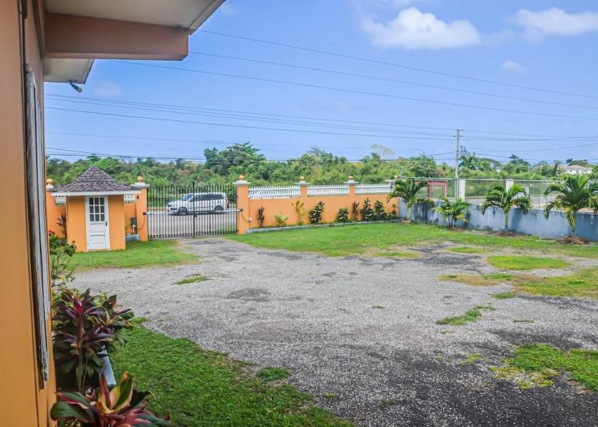 Saint James Runaway Bay Exterior Detail