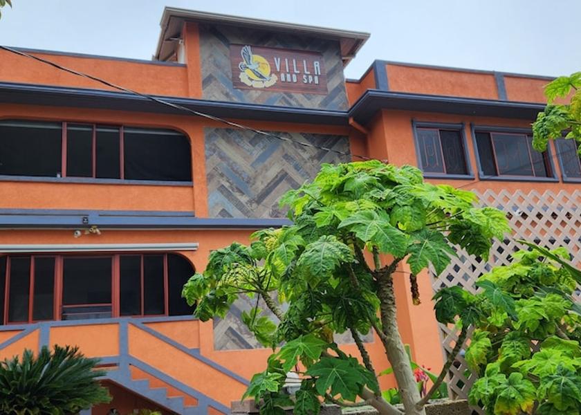 Saint James Runaway Bay Facade