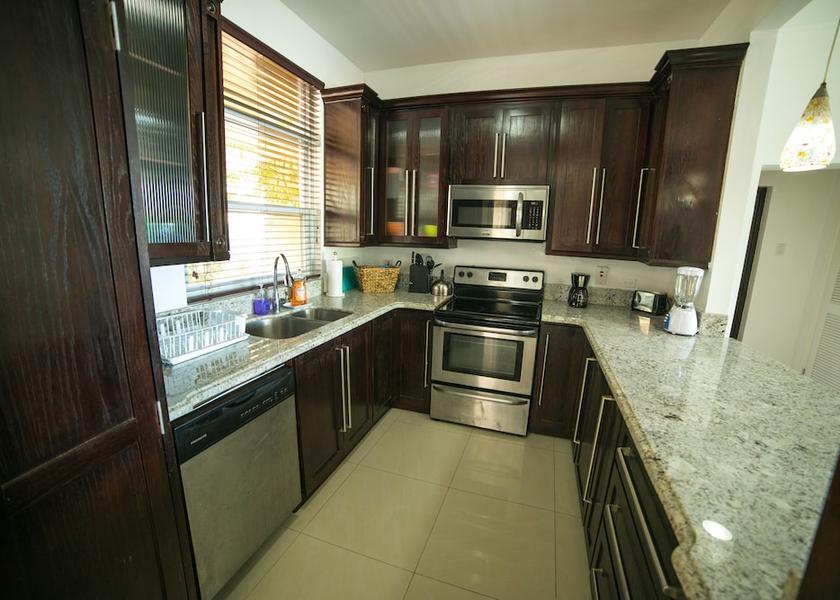 Saint James Tower Isle Kitchen