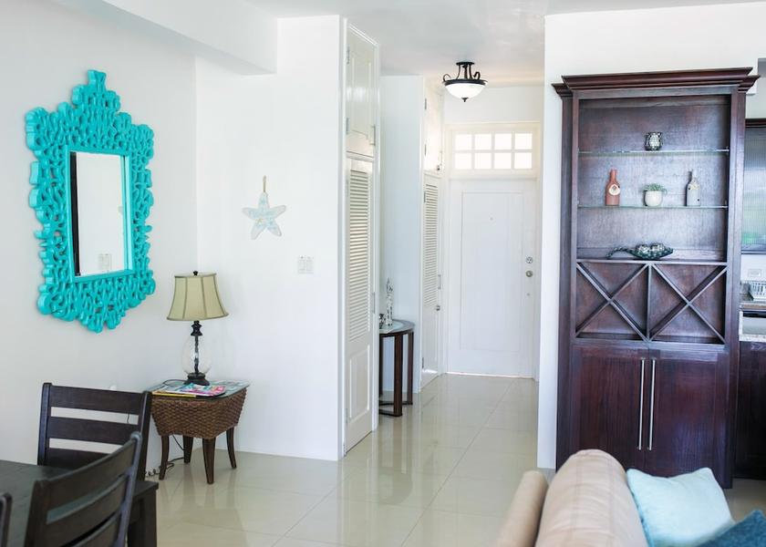 Saint James Tower Isle Living Area