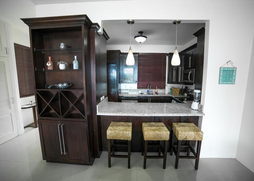 Saint James Tower Isle Kitchen