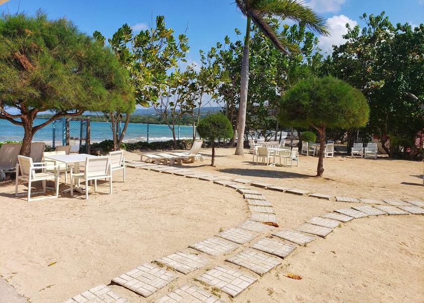 Saint James Tower Isle Exterior Detail