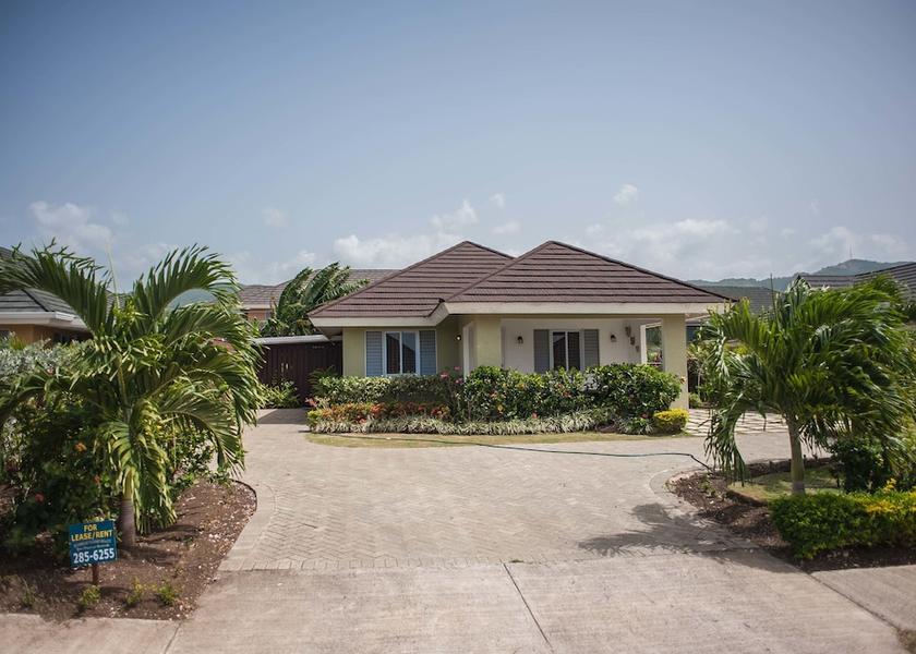 Saint James St. Ann's Bay Entrance