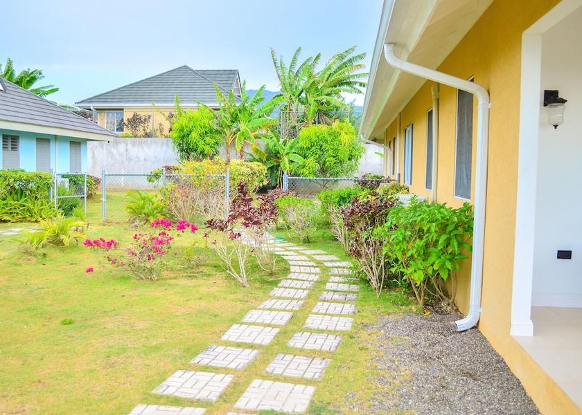 Saint James St. Ann's Bay Exterior Detail