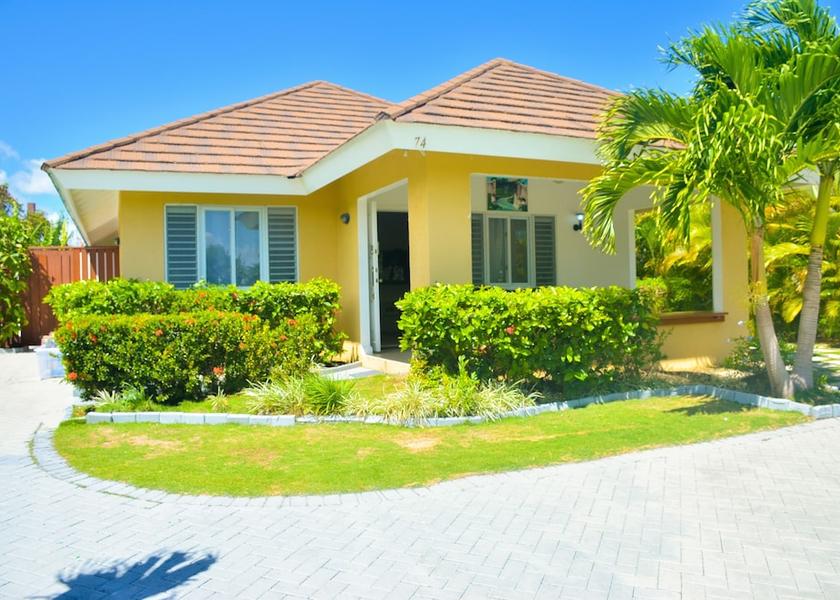 Saint James St. Ann's Bay Exterior Detail