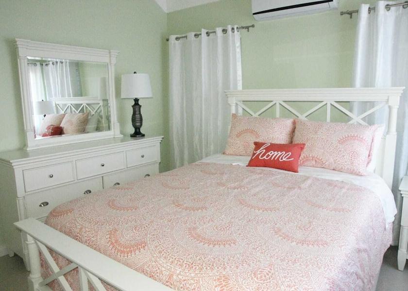 Saint James St. Ann's Bay Room