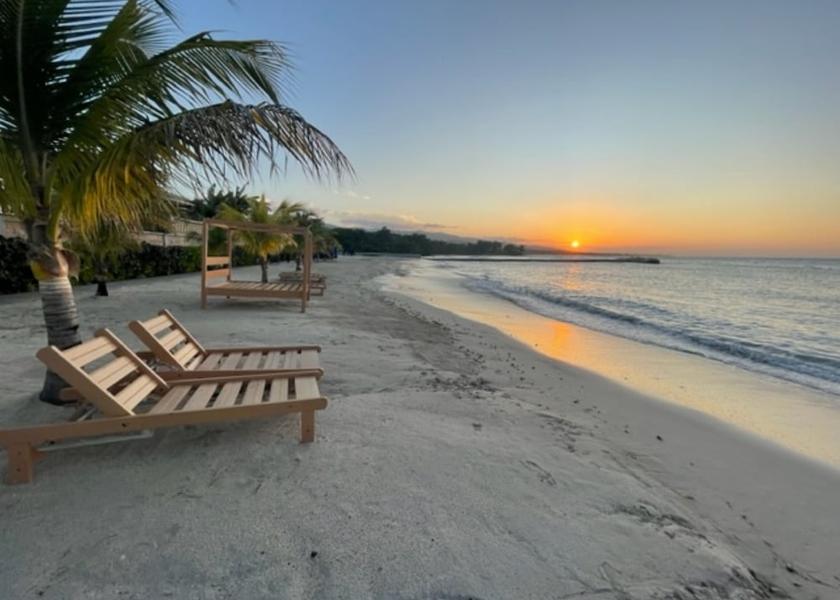 Saint James St. Ann's Bay Beach