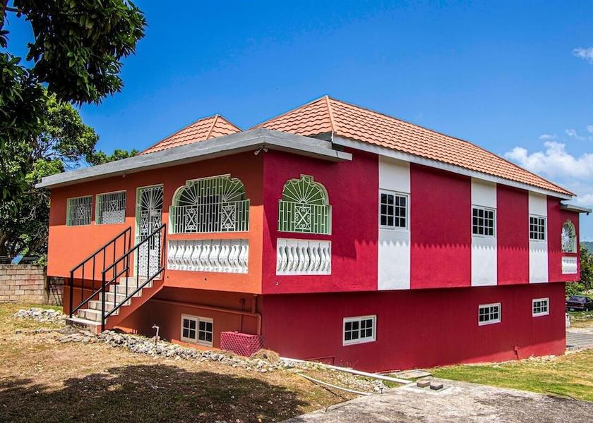 Saint James St. Ann's Bay Exterior Detail