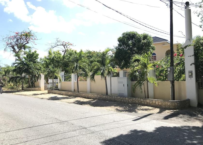 Westmoreland Negril Facade