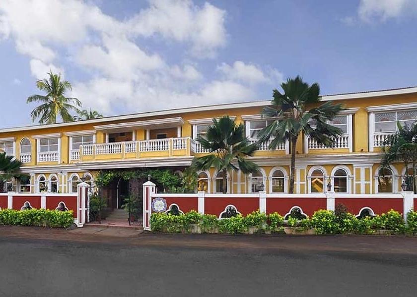 Goa Calangute Hotel Exterior