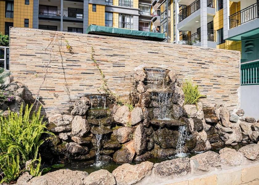  Nairobi Exterior Detail