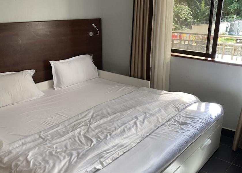  Nairobi Room