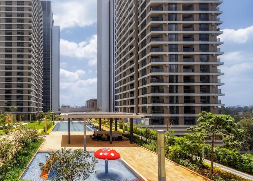  Nairobi Pool