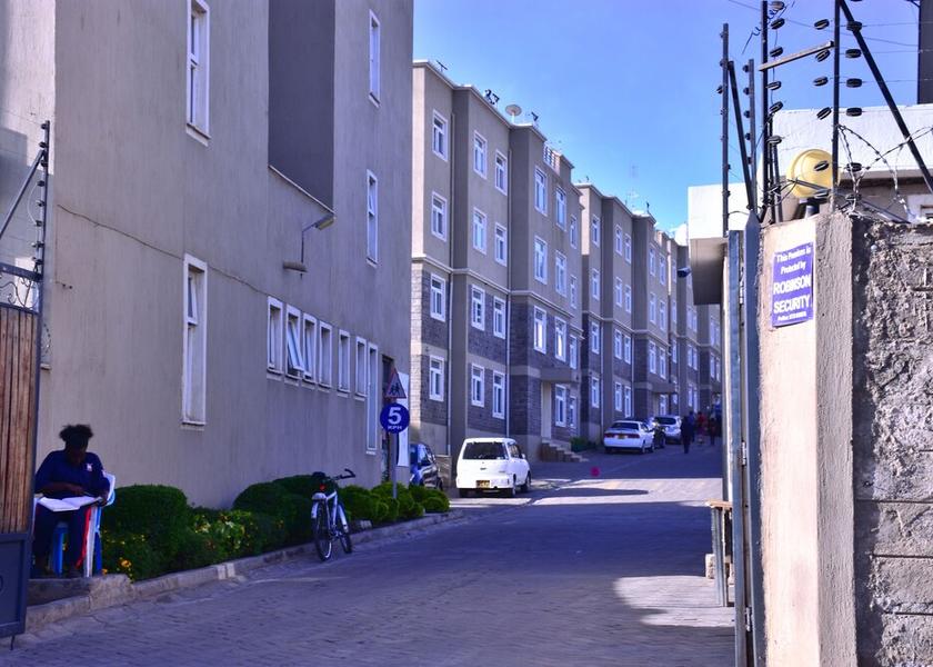  Nakuru Exterior Detail