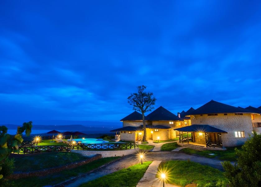  Nakuru Exterior Detail