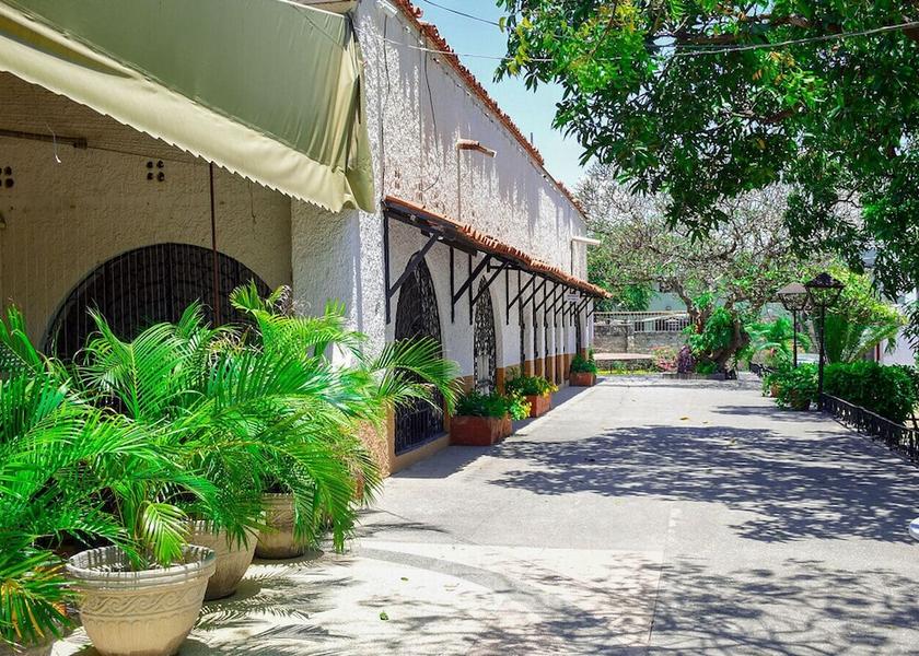  Mombasa Exterior Detail