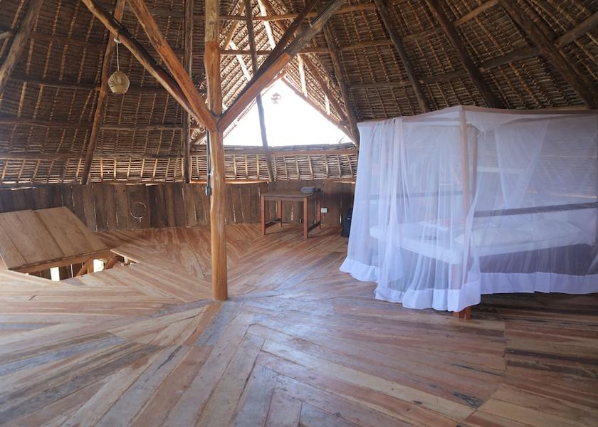  Lamu Room