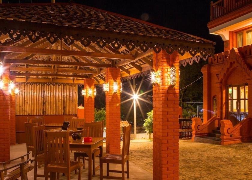  Nyaung-U Restaurant