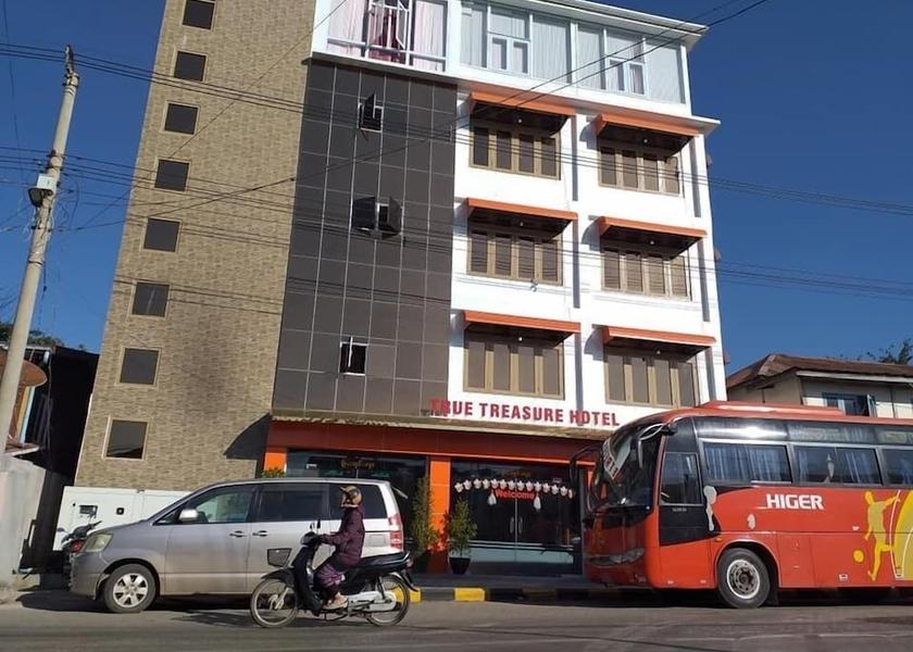 Taunggyi Exterior Detail