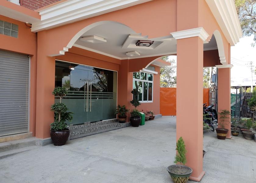Shan State Nyaungshwe Entrance