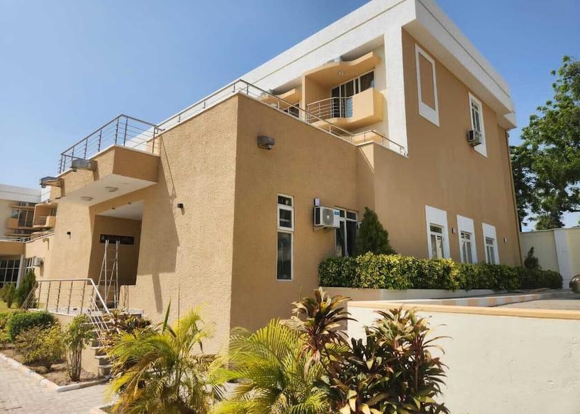  Jimeta Exterior Detail