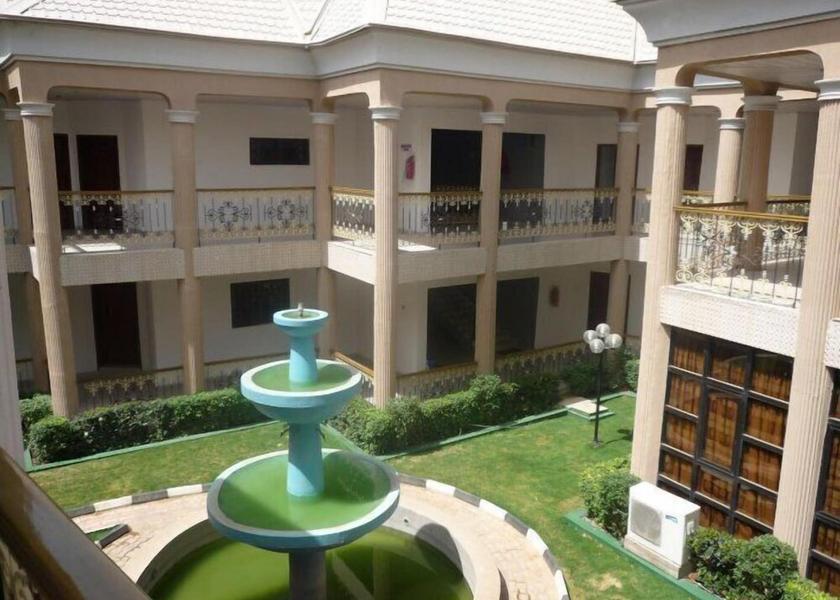  Kano Exterior Detail