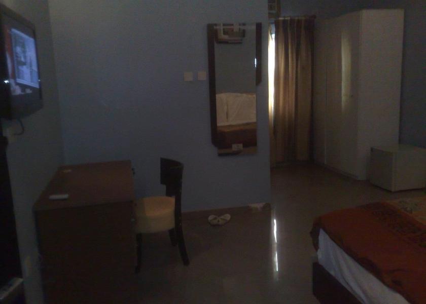  Owerri Room
