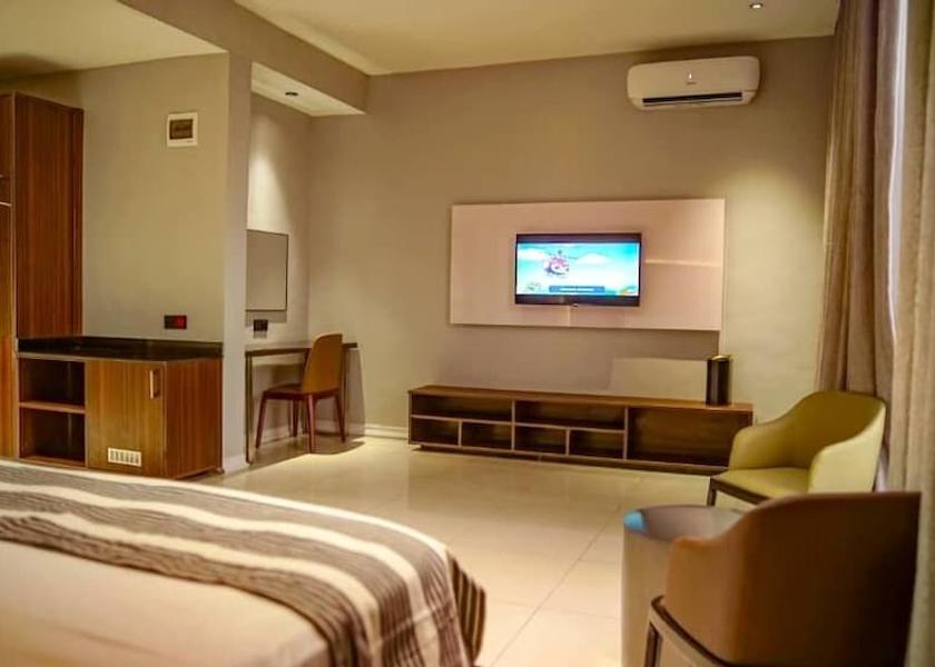  Owerri Room