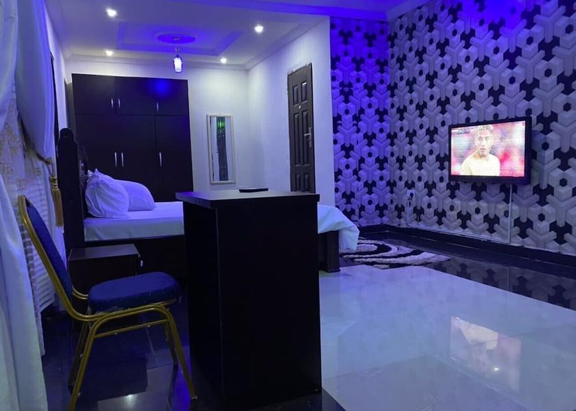 Edo Benin City Room