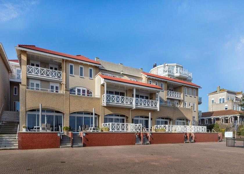 South Holland Ouddorp Exterior Detail