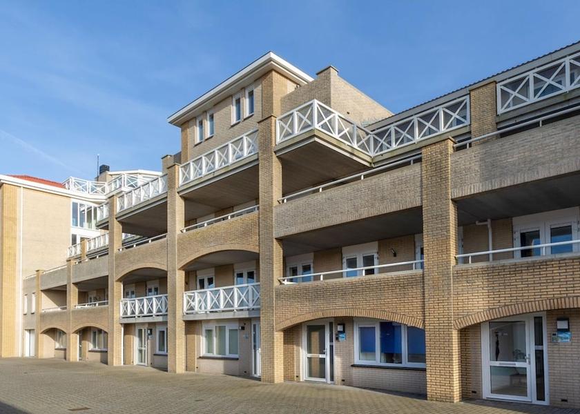 South Holland Ouddorp Exterior Detail