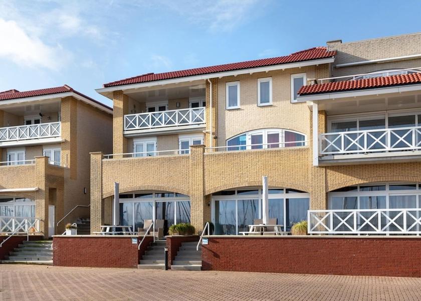 South Holland Ouddorp Exterior Detail